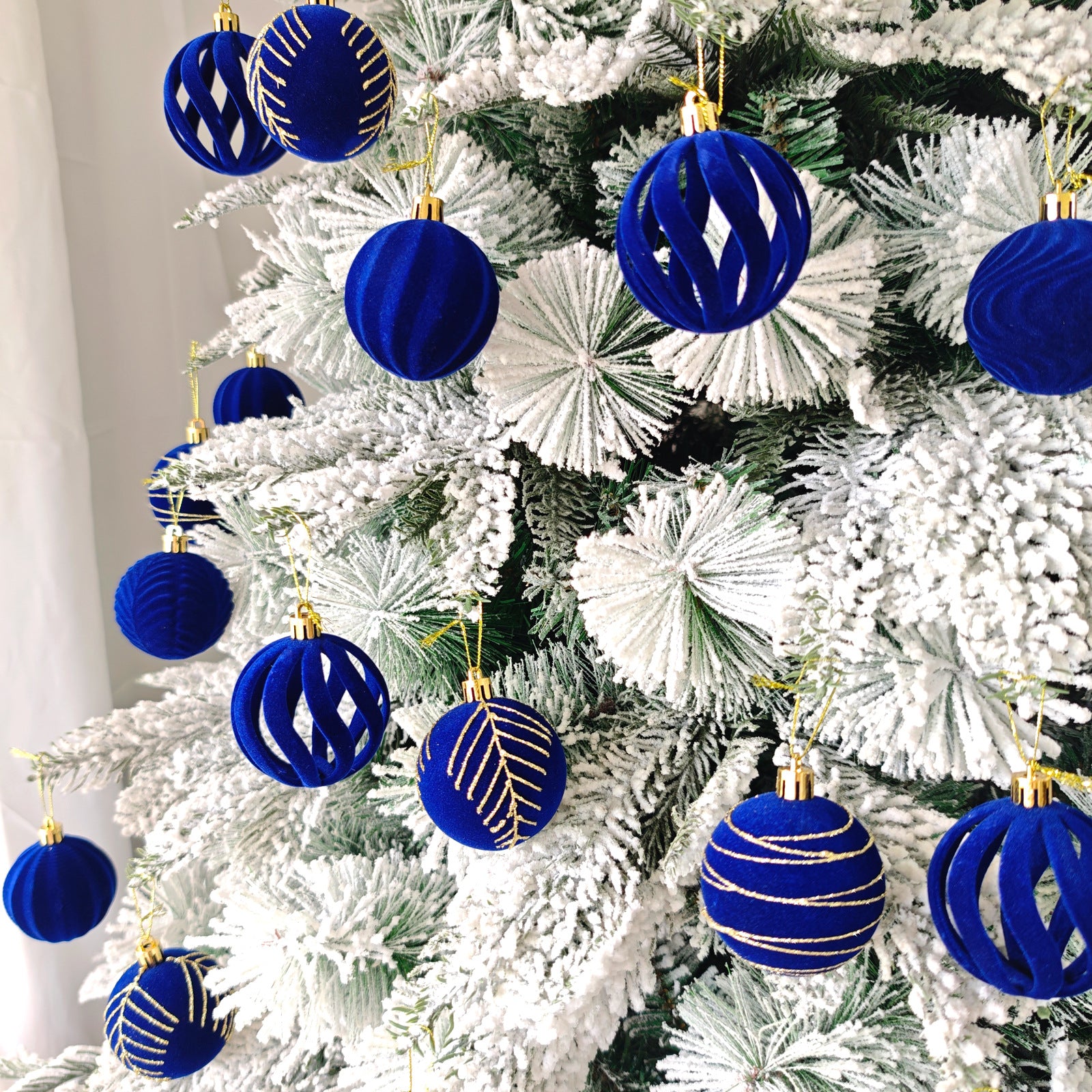 30 Velvet Christmas Ball Ornaments in Dark Blue Dark Red Dark Green Brown